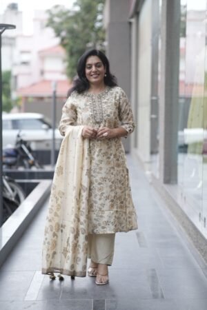 Fancy Latest Round Neckline Beautiful Work Kurta Pant And Dupatta Set