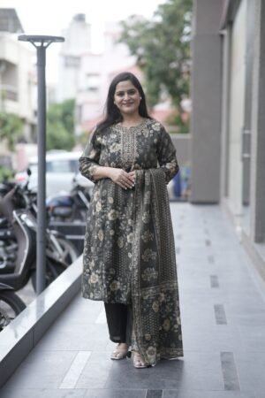 Fancy Latest Round Neckline Beautiful Work Kurta Pant And Dupatta Set