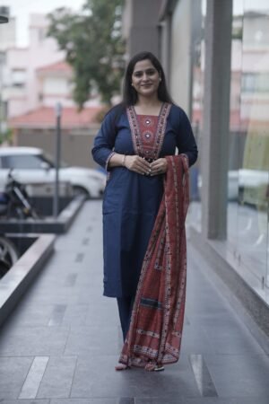 Beautiful Neckline Mirror Work Latest Kurta Pant And Dupatta 3Pcs Set