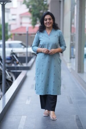 New Collection Of V-Neck Long Kurtis With Subtle Floral Prints And V-Neck Detailing Long Kurti