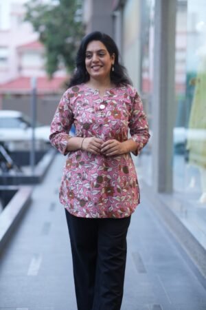 Cool, Breezy, And Effortlessly Chic Upgrade Your Daily Wear Short Kurti